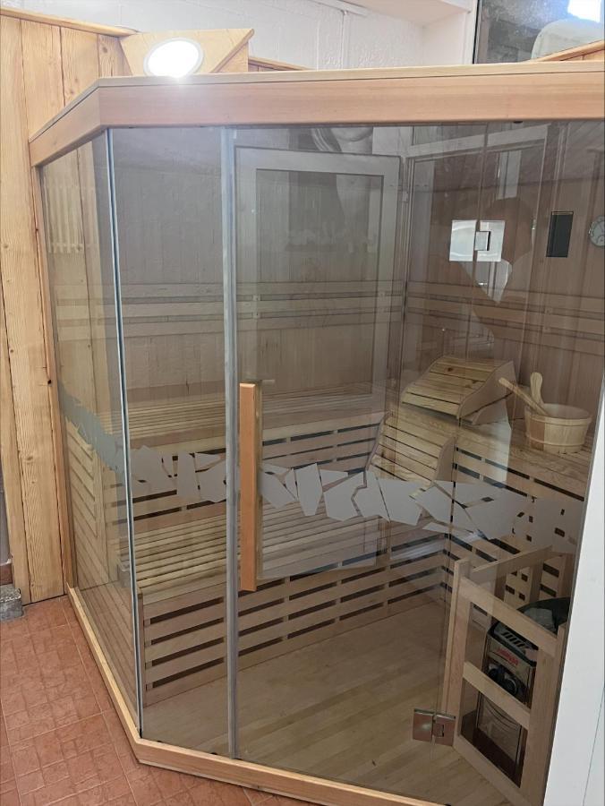 Domacija Paternoster Hotel Litija Екстериор снимка