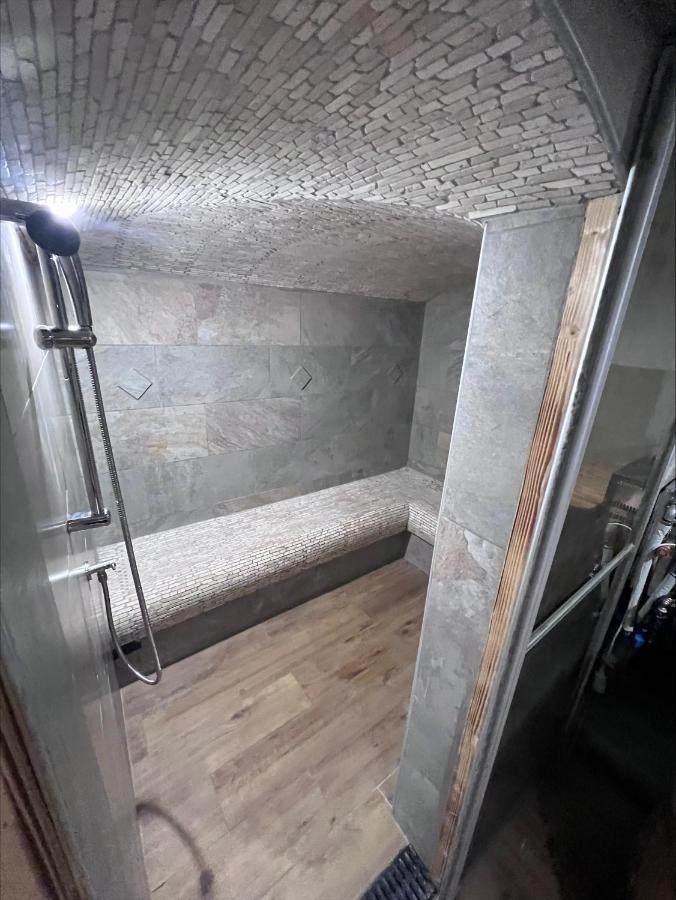 Domacija Paternoster Hotel Litija Екстериор снимка