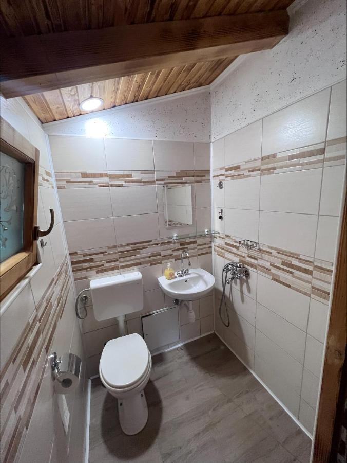 Domacija Paternoster Hotel Litija Екстериор снимка